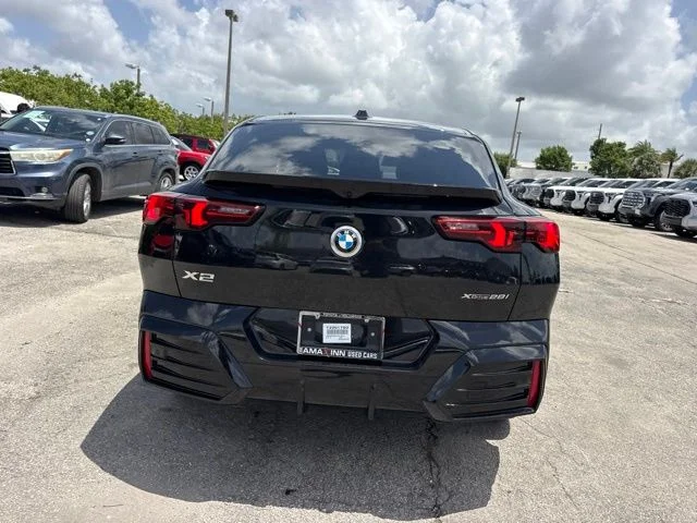 Used 2026 Black BMW xDrive28i image 4