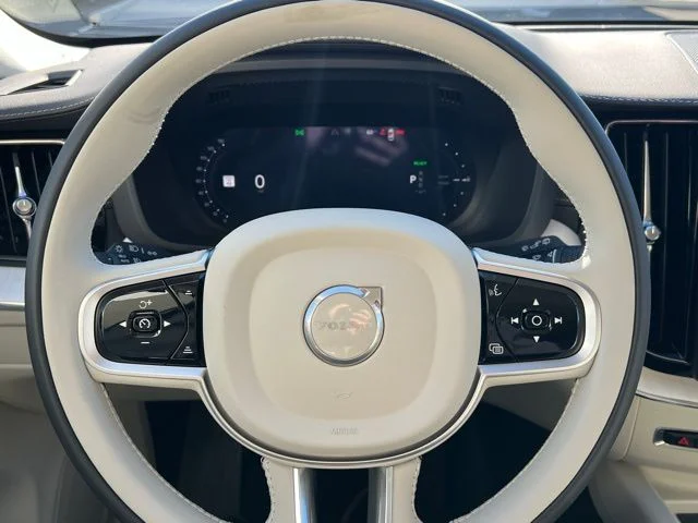 New 2026 Blue Volvo T8 Ultra image 10