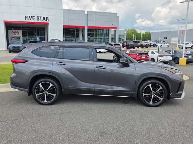Used 2022 Gray Toyota XSE image 13