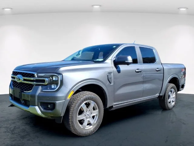 Used 2025 Gray Ford Lariat image 2