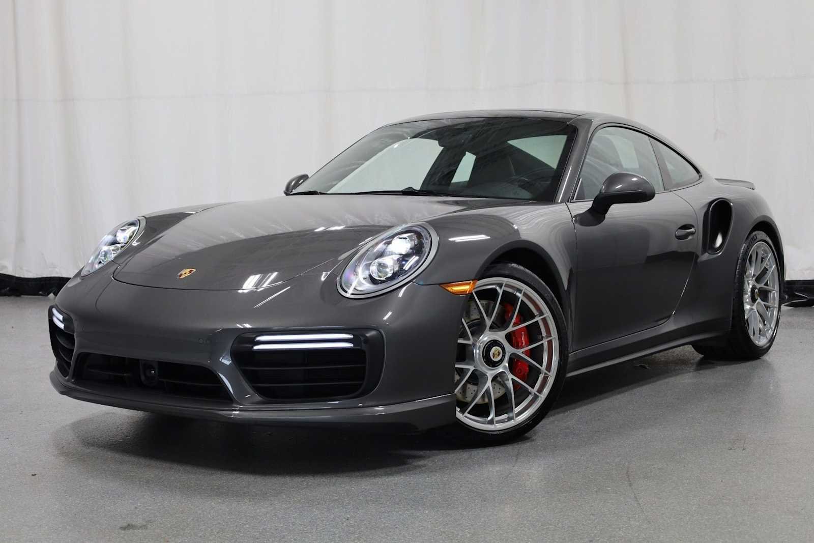 2019 Porsche 911 Turbo S