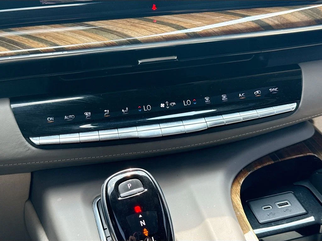 Used 2021 Black Raven Cadillac Premium Luxury Platinum image 16