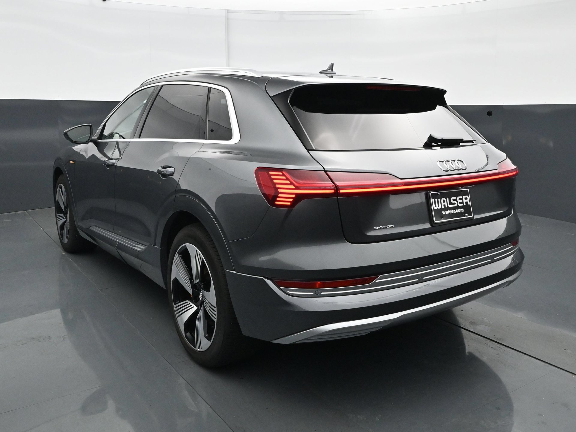 Used 2019 Daytona Gray Pearl Audi Prestige image 6