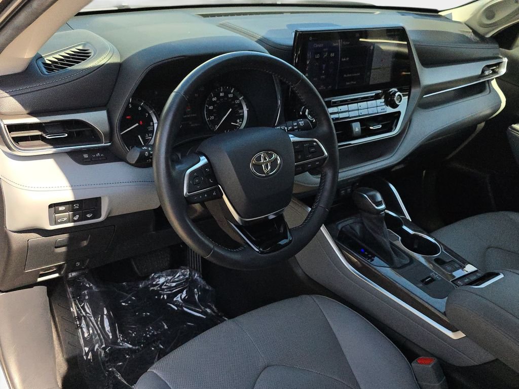 Used 2021 Gray Toyota Limited image 20