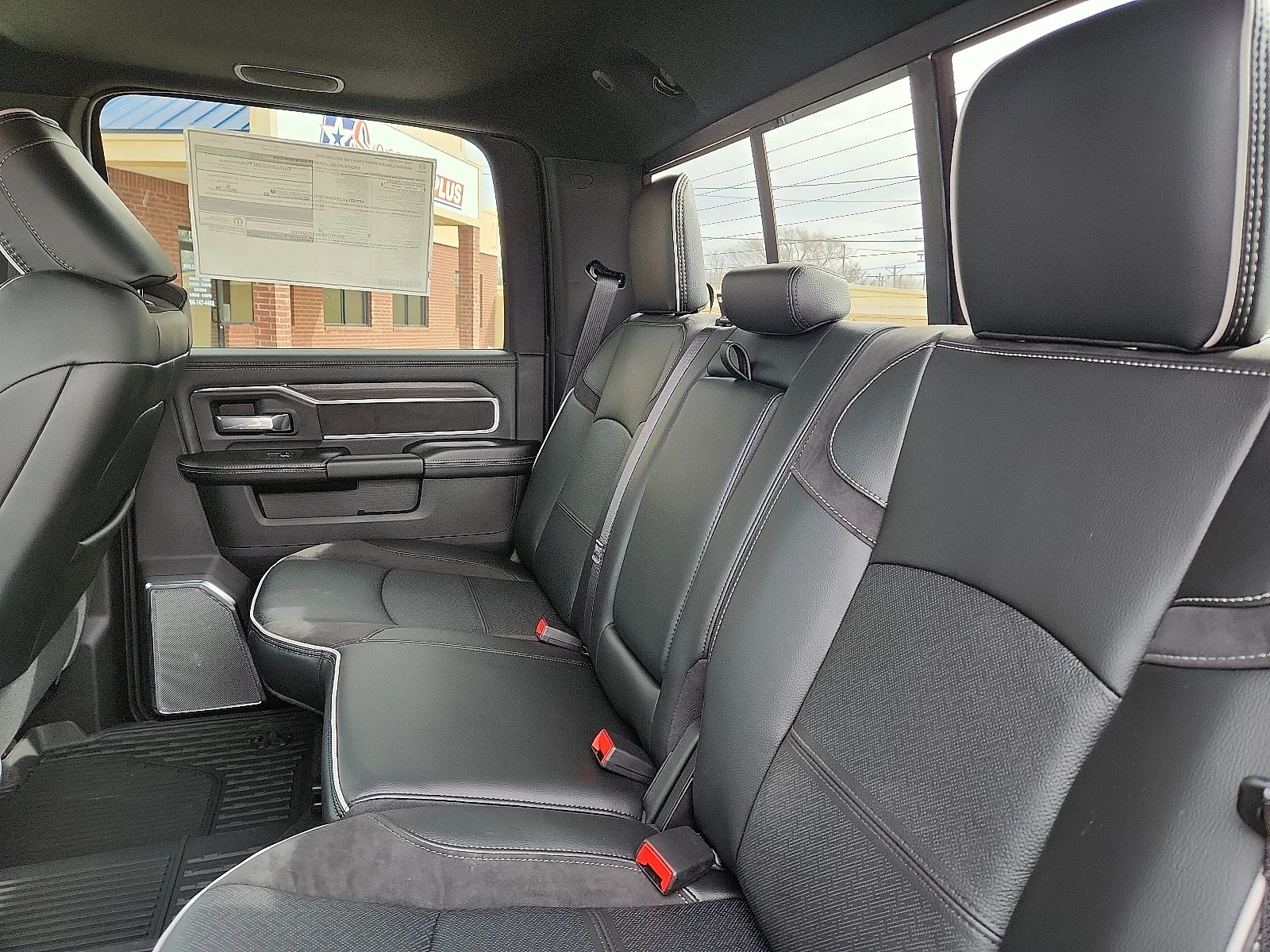 New 2026 PXJ Diamond Bla Ram LARAMIE CREW CAB 4X4 8