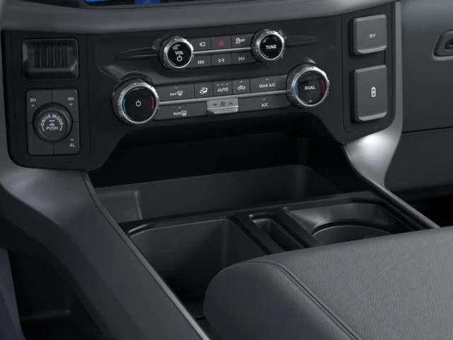 New 2026 Agate Black Metallic Ford XLT image 15