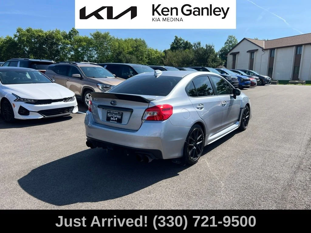 Used 2021 Silver Subaru Limited image 5