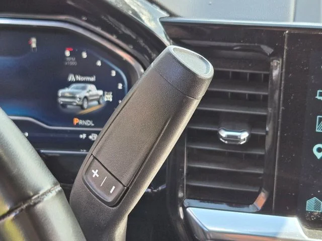 Used 2025 Gray Chevrolet LT image 30