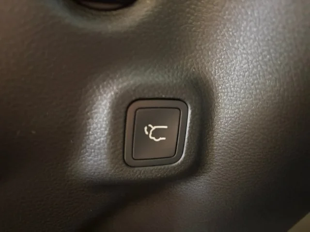 New 2026 White Jeep Trailhawk image 17
