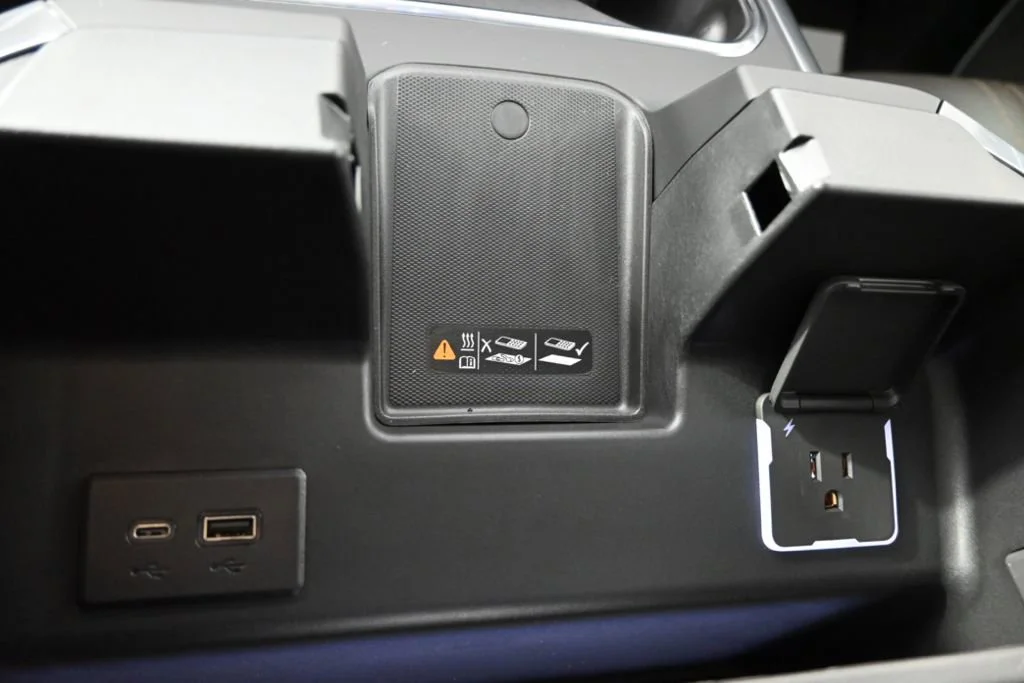 2026 Chevrolet Silverado 2500 HD High Country - Photo 31