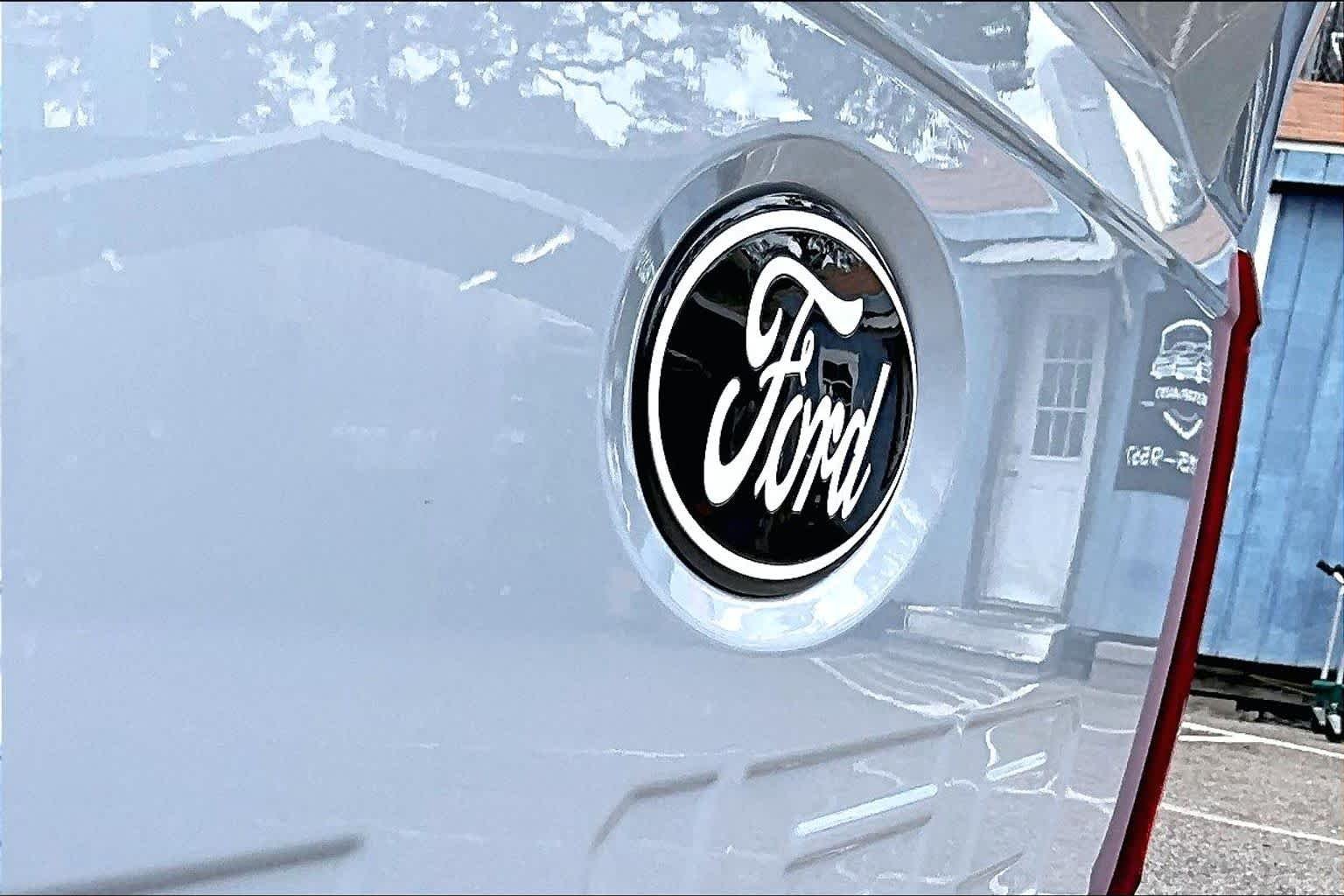 Certified Used 2025 Space White Metallic Ford XLT image 12