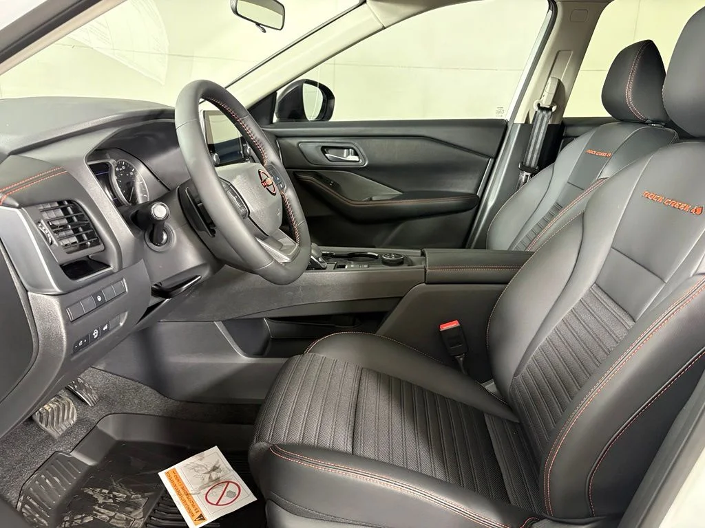 New 2026 Everest White Pearl TriCoat Nissan Rock Creek® image 21