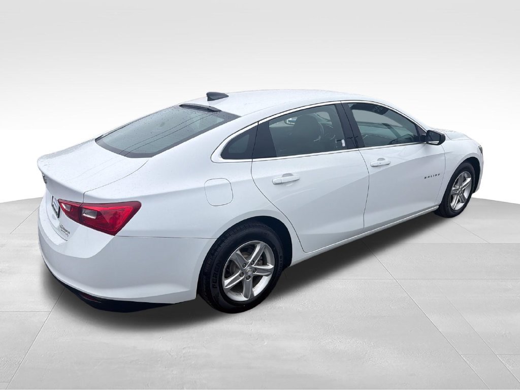 Used 2023 White Chevrolet LS image 5