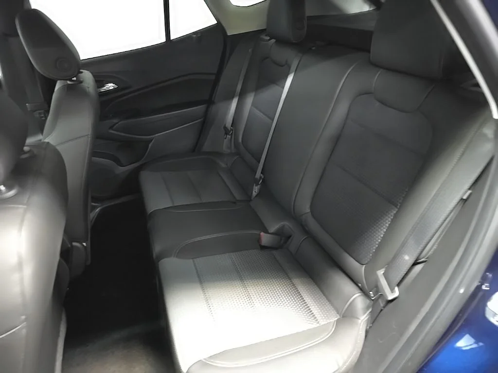 Used 2024 Blue Chevrolet LT image 31