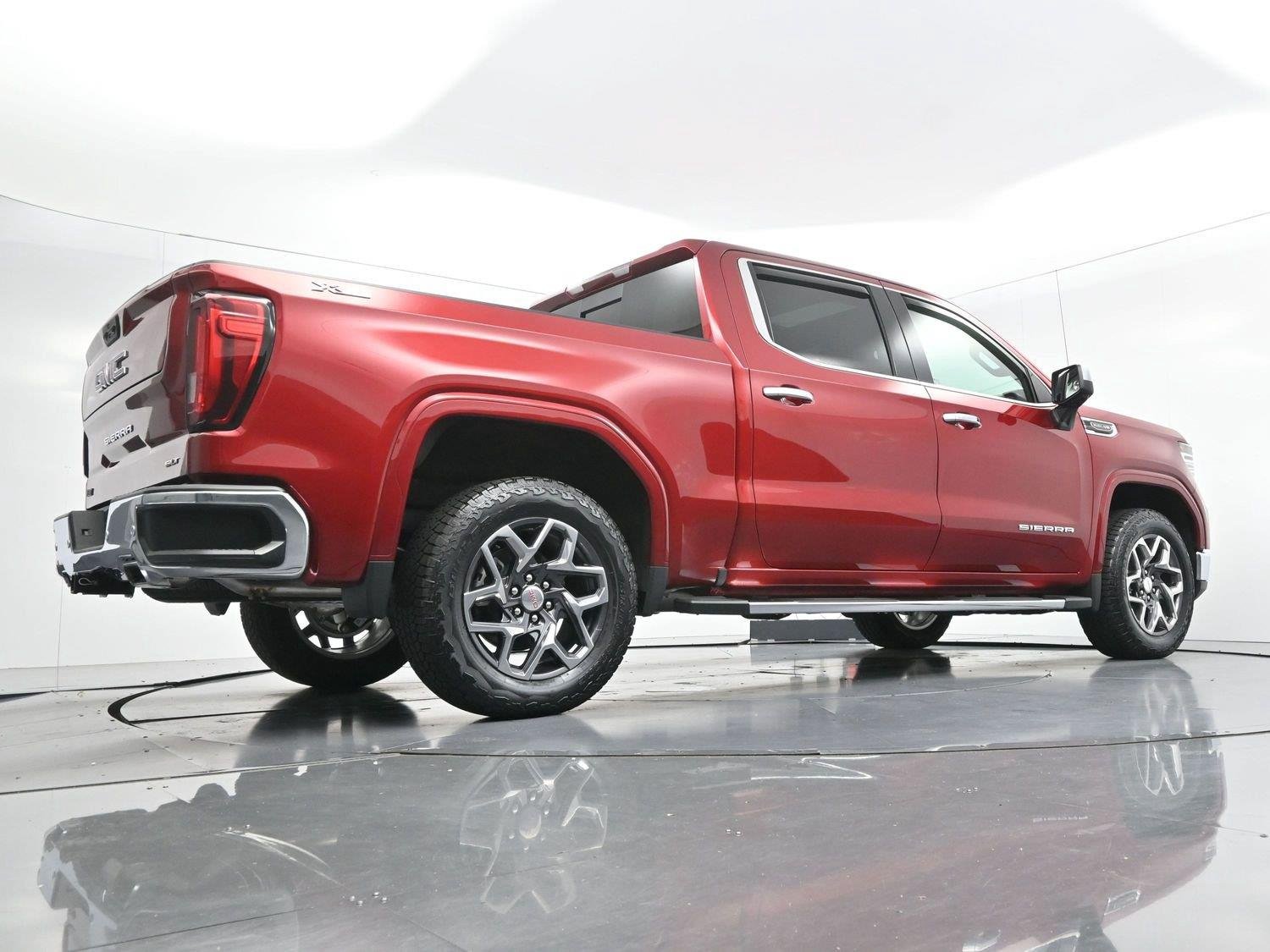 Used 2026 Volcanic Red Tintcoat GMC SLT image 48