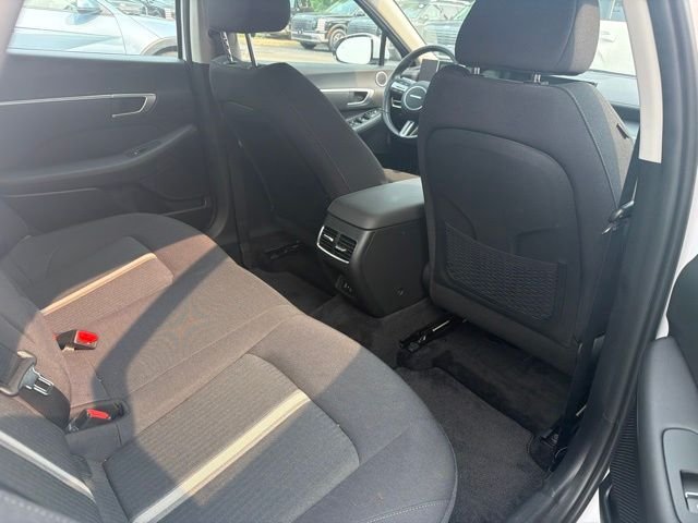 Certified Used 2025 Serenity White Hyundai SEL image 9