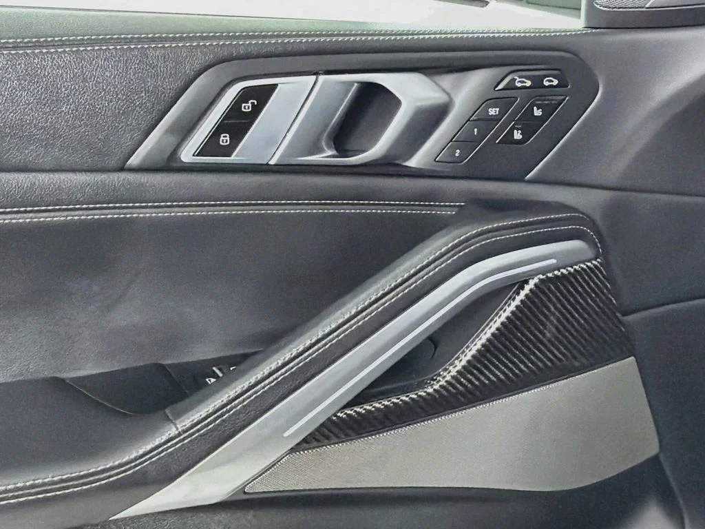 Used 2020 Carbon Black Metallic BMW M50i image 18