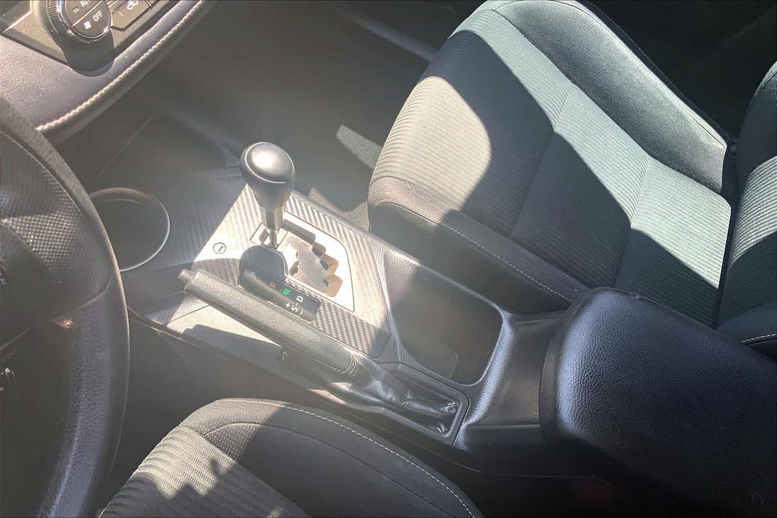 Used 2013 Black Toyota XLE image 16
