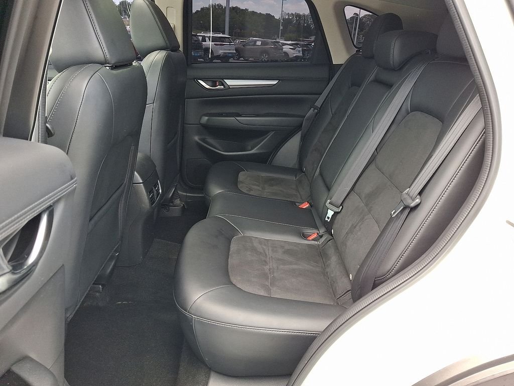Used 2018 White Mazda Touring image 11