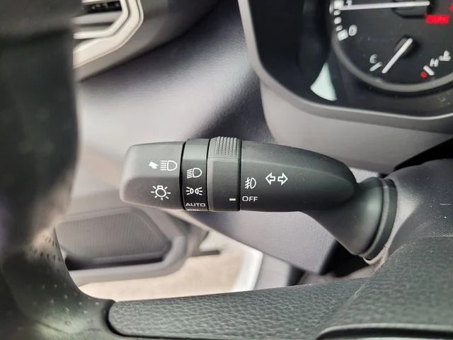 2025 Toyota Tundra SR5 - Photo 30