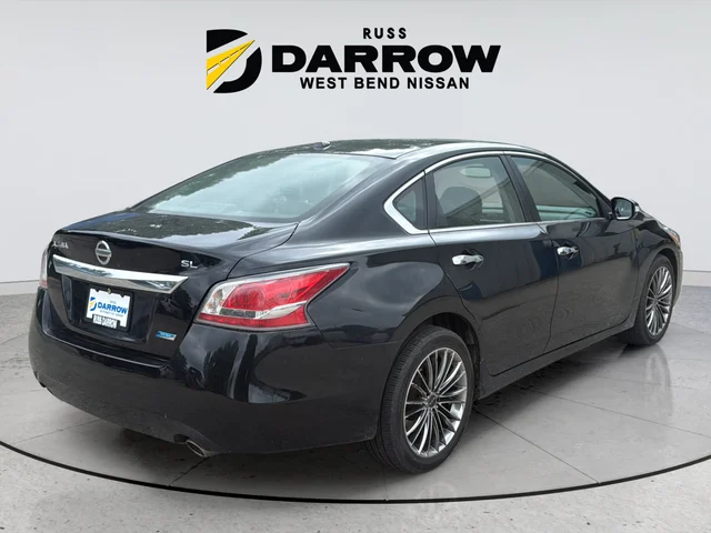 Used 2014 Black Nissan 2.5 SL image 5
