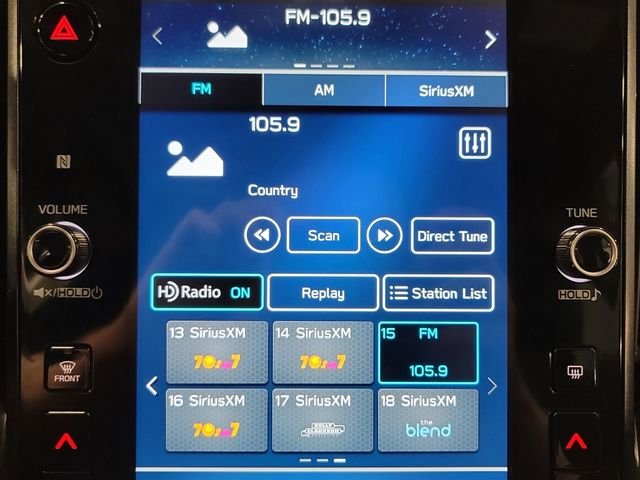 Used 2025 Gray Metallic Subaru Premium image 5