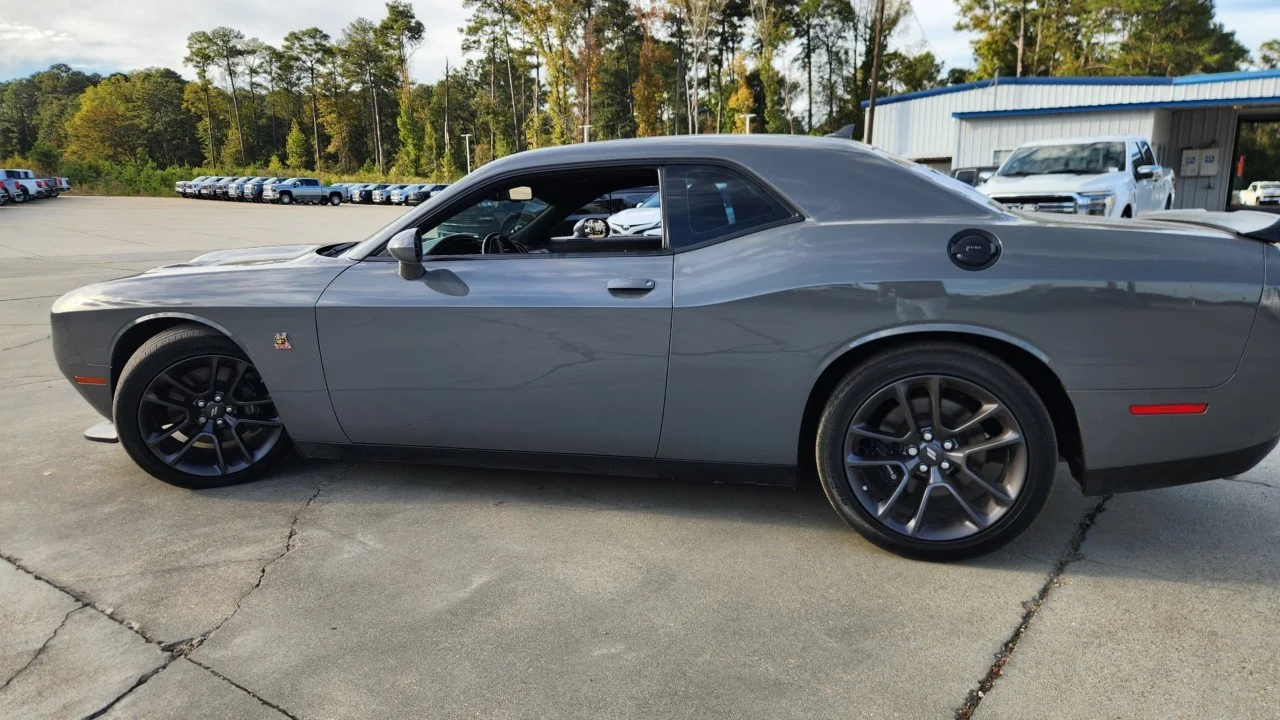 Used 2023  Dodge R/T Scat Pack image 6