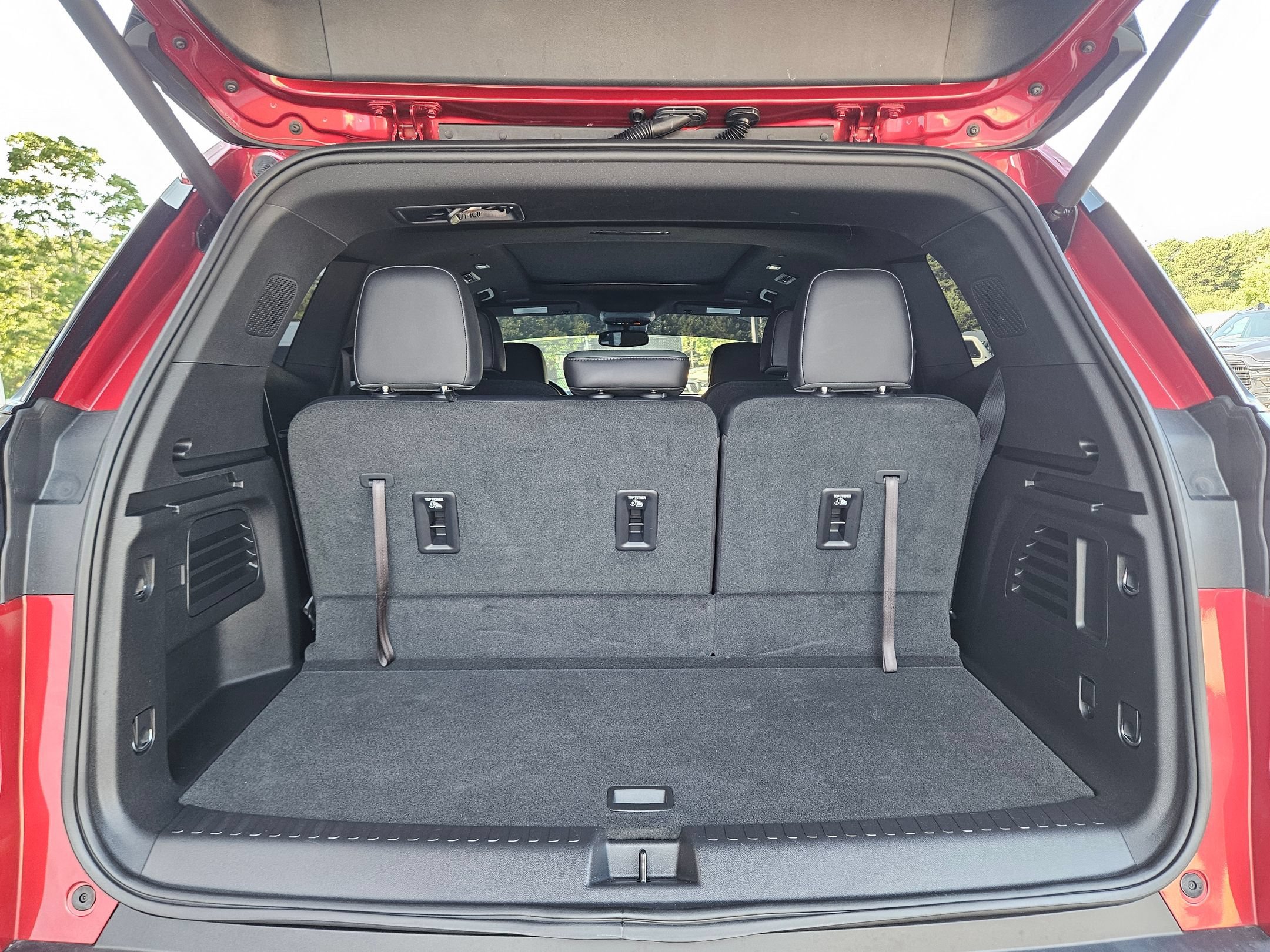 2024 GMC Acadia AT4 - Photo 29