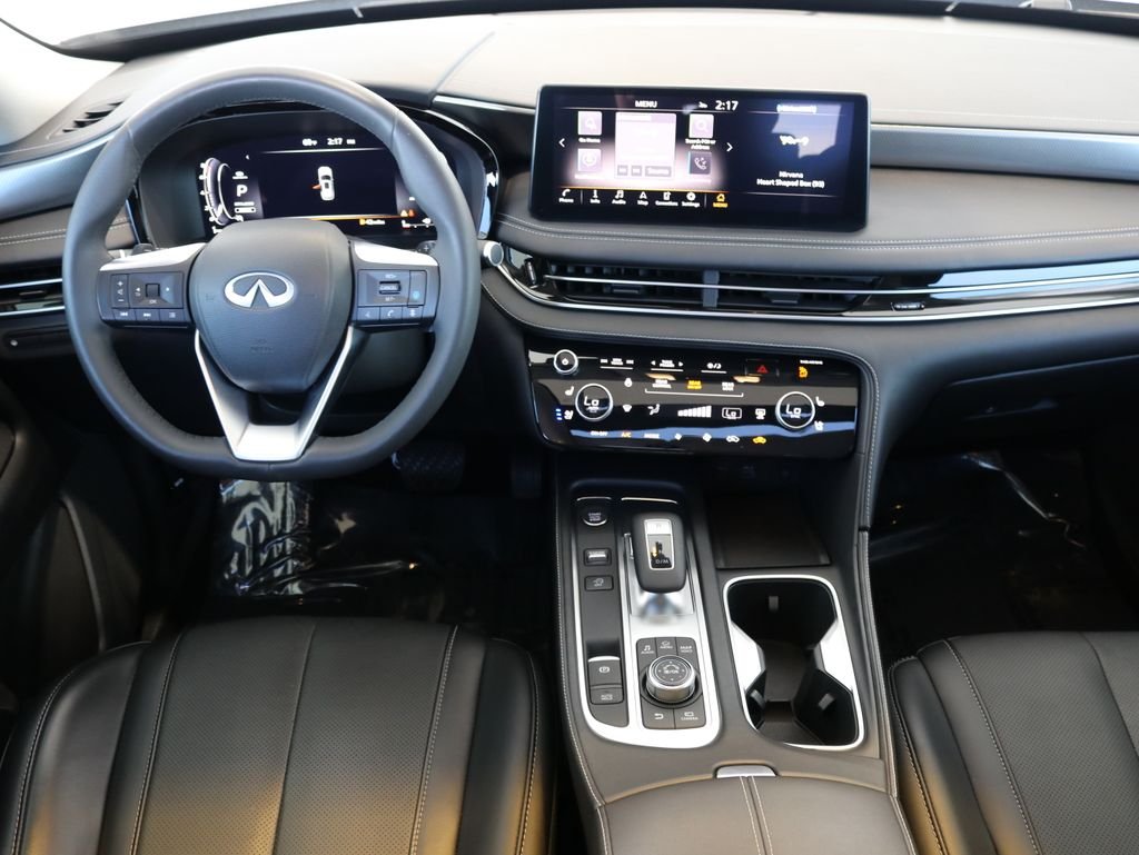 Certified Used 2023 Silver INFINITI LUXE image 27