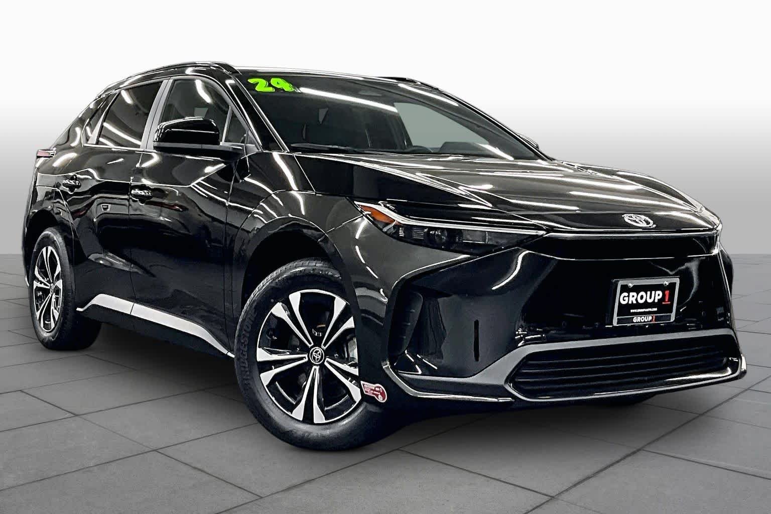 Used 2024 Toyota bZ4X XLE with VIN JTMAAAAA0RA040746 for sale in Tustin, CA