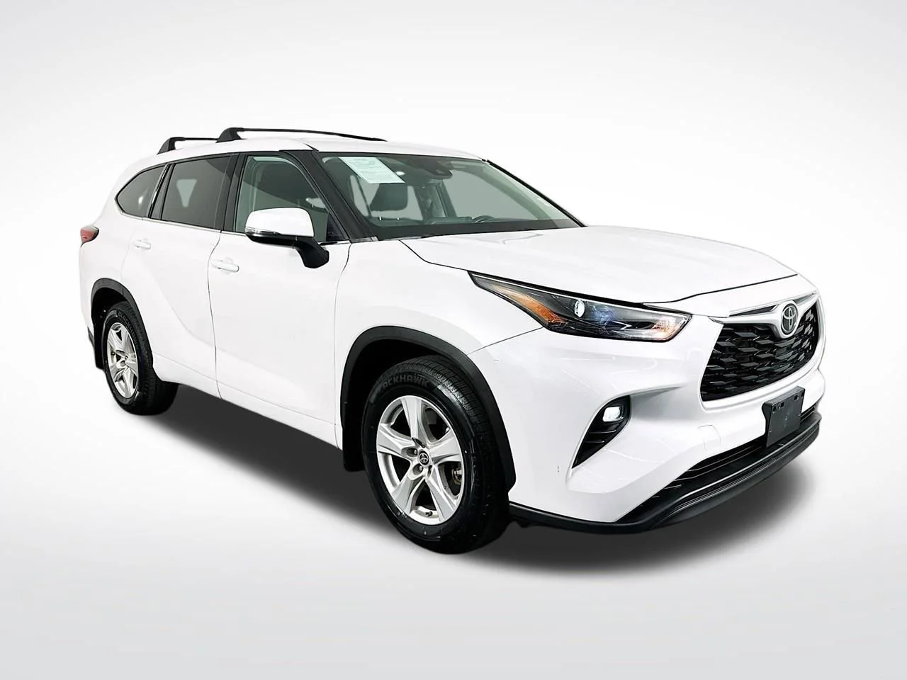 2022 Toyota Highlander LE 4x2 V6's photo