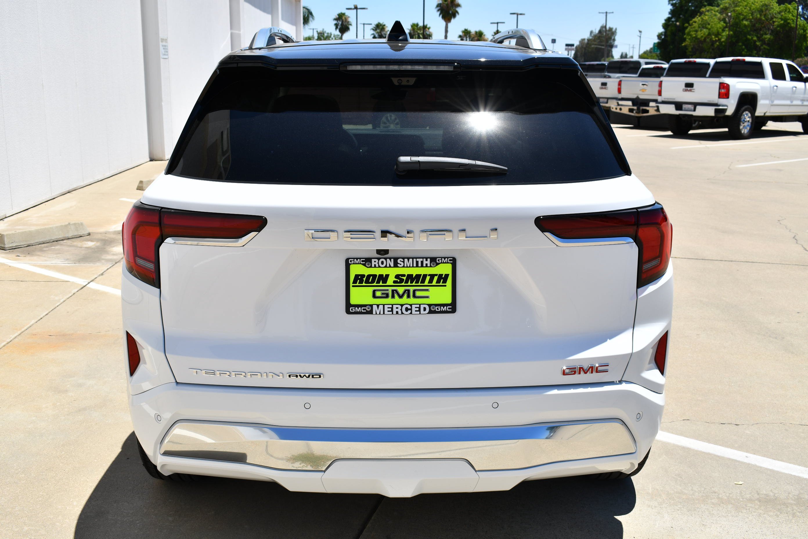 2026 GMC Terrain Denali - Photo 8