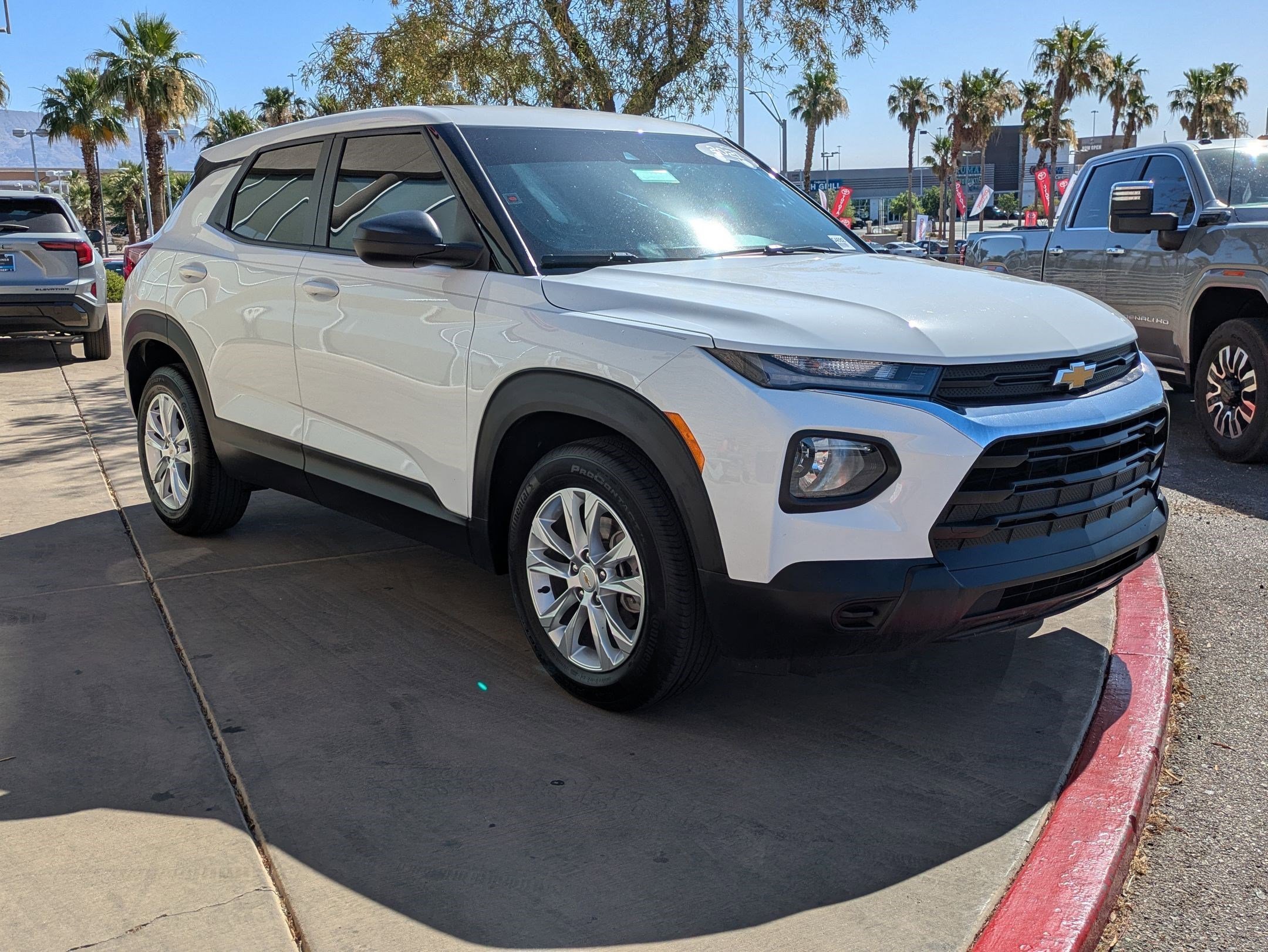 Used 2021 Summit White Chevrolet LS image 8