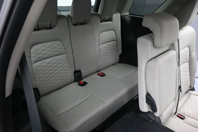 Used 2024 Gray Nissan SV image 18