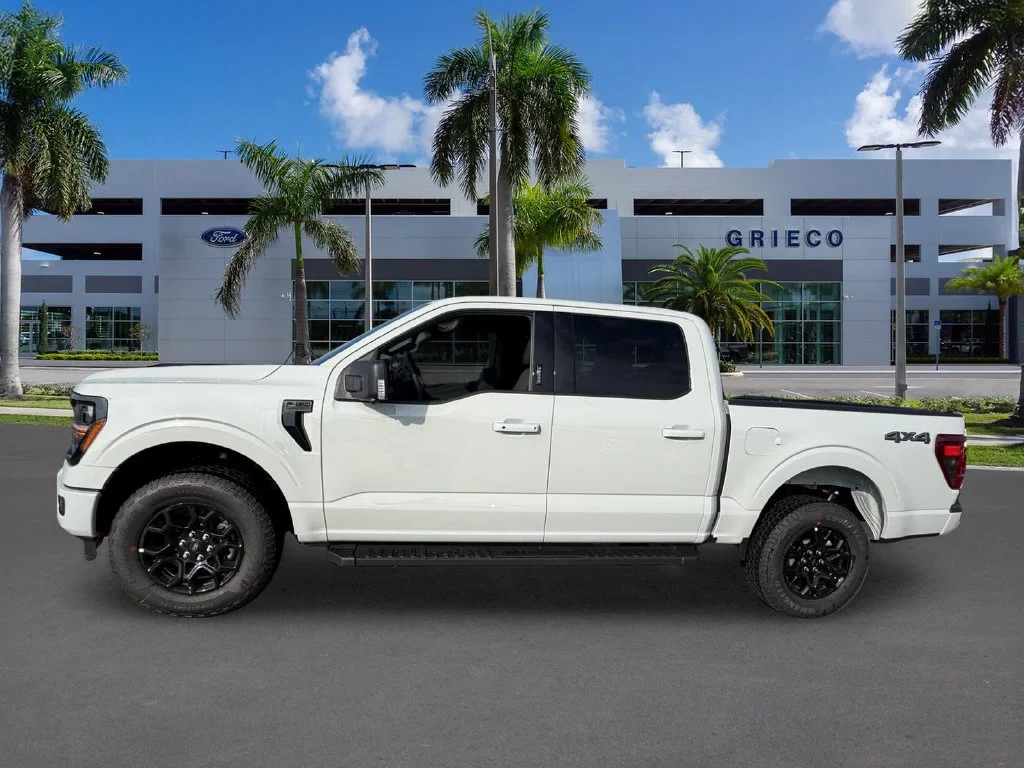 New 2026 Silver Ford XLT image 4
