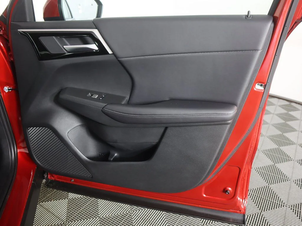 Used 2024 Red Mitsubishi SE image 25