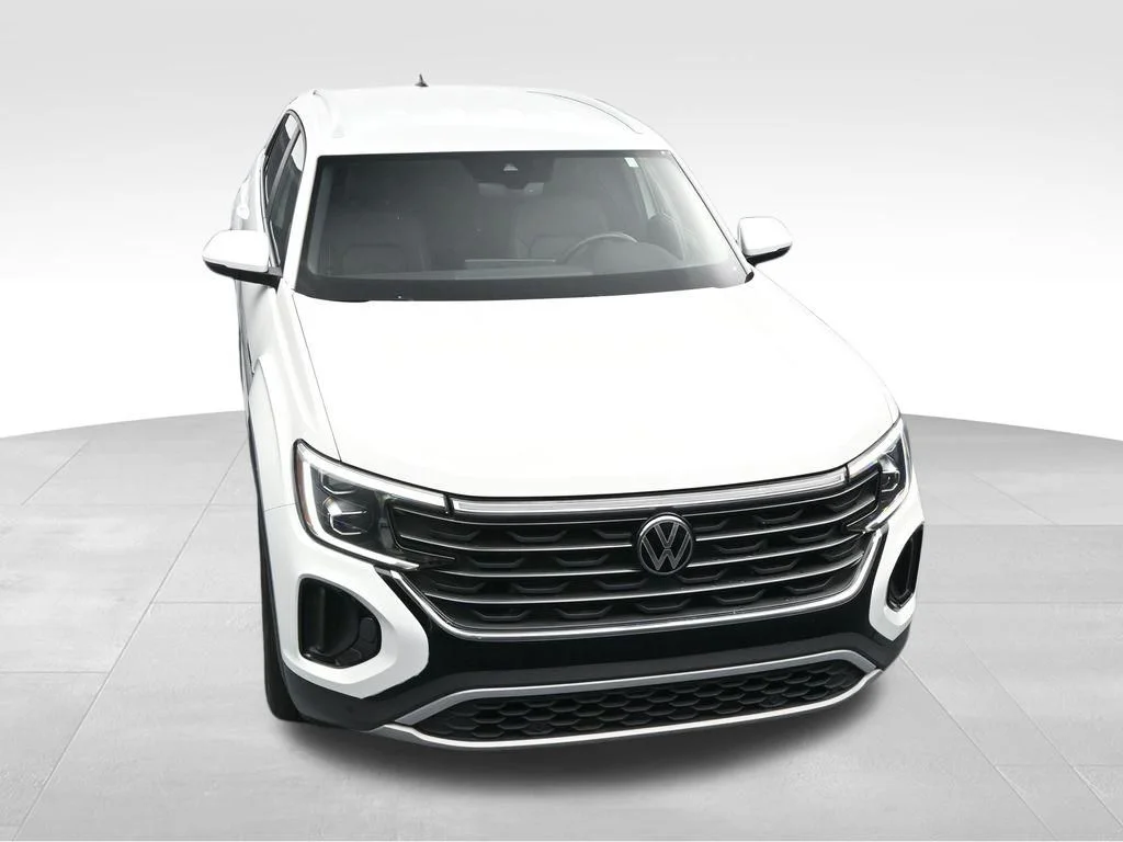 2025 Volkswagen Atlas Cross Sport SE w/Tech - Photo 28