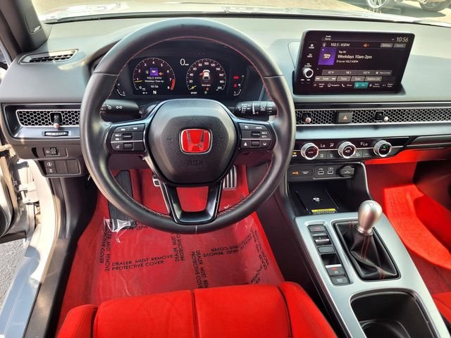 Used 2024  Honda  image 9