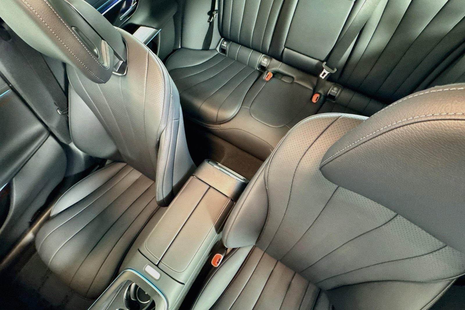 New 2026 Obsidian Black Metallic Mercedes-Benz E 450 image 18