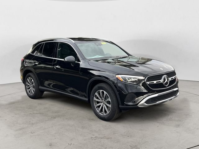 Used 2026  Mercedes-Benz GLC 300 image 7