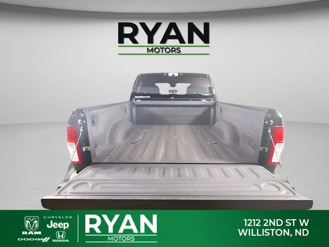 Used 2022 Diamond Black Ram Big Horn image 23