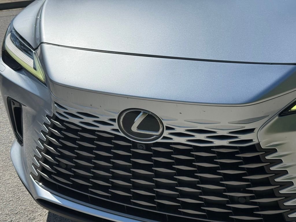 Used 2023 Silver Lexus 350 Luxury image 5