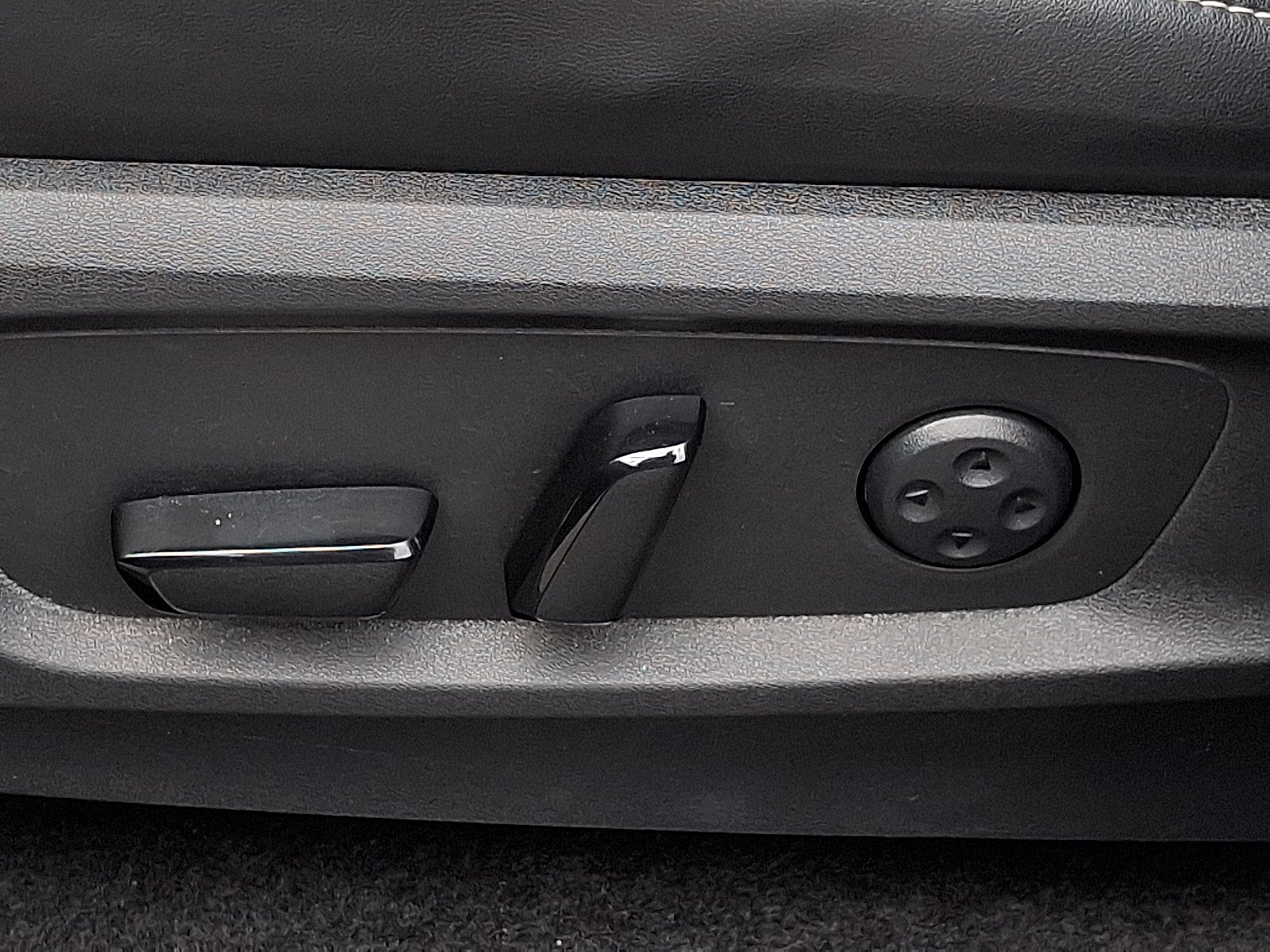 2022 INFINITI QX60 LUXE - Photo 26