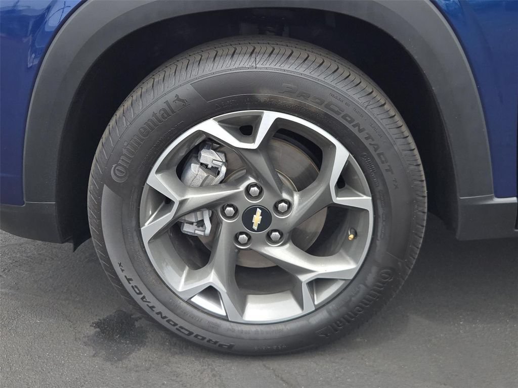 2024 Chevrolet Trax LT - Photo 24