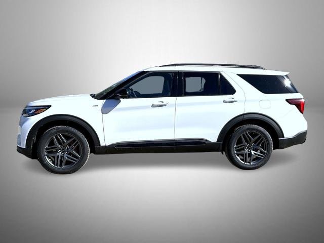 New 2027 Star White Metallic Tri-Coat Ford ST-Line image 37