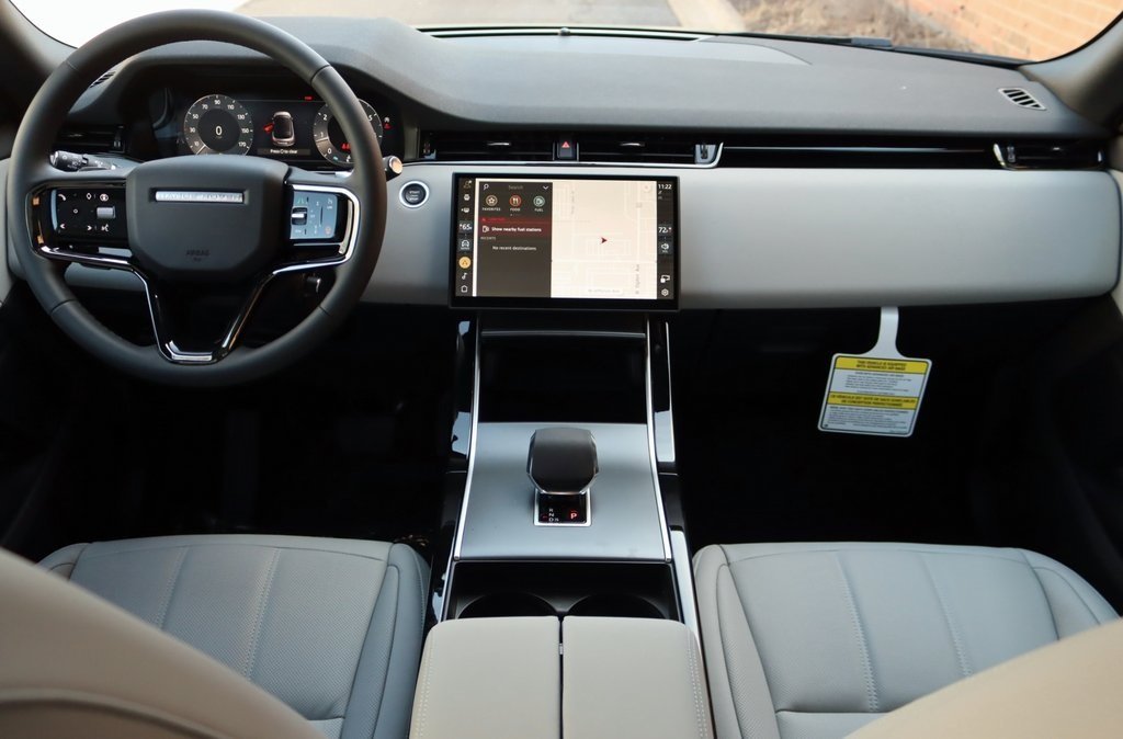 2026 LAND ROVER RANGE ROVER EVOQUE - Image 9