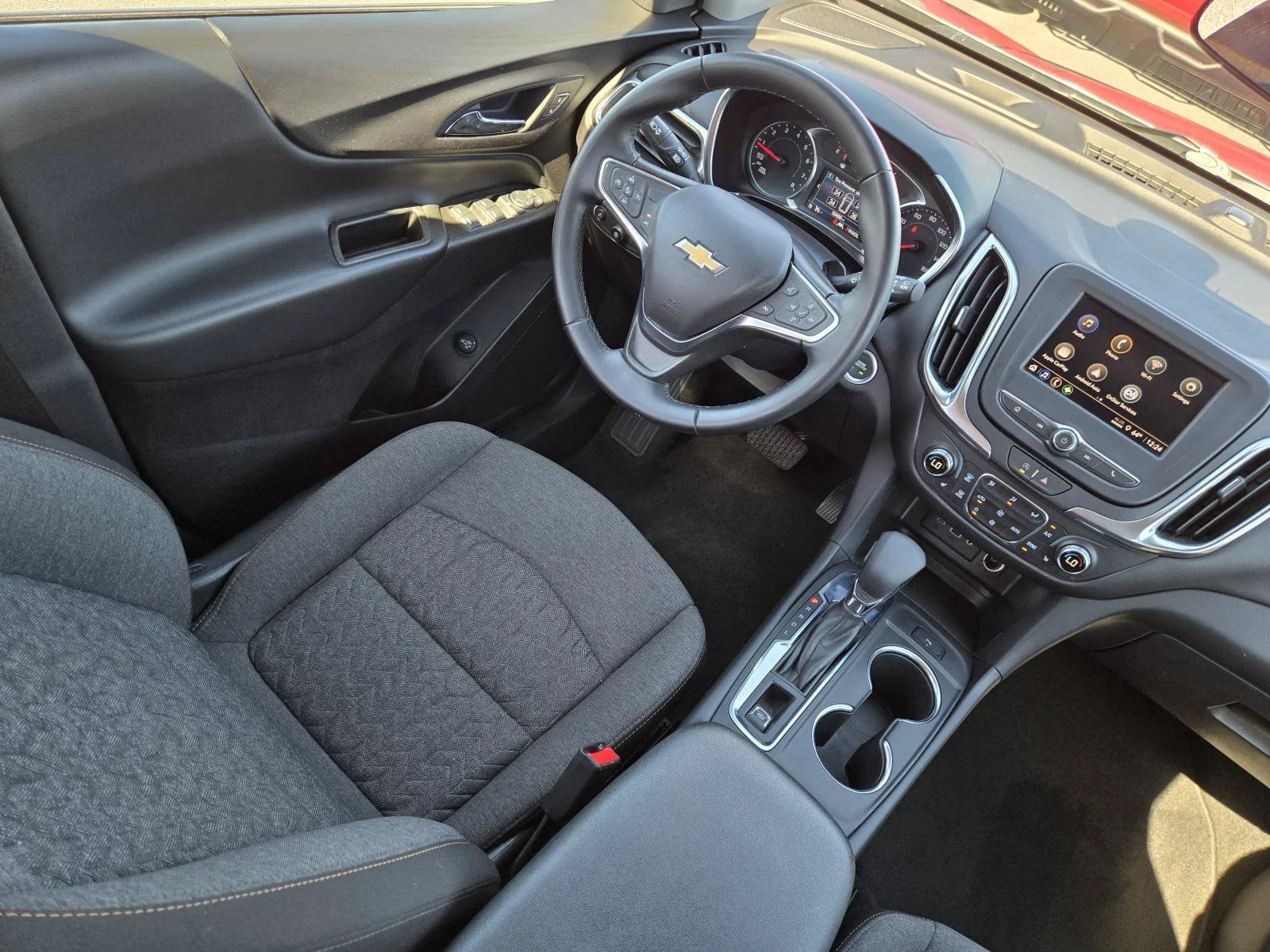 Used 2024 Sterling Gray Metallic Chevrolet LT image 17