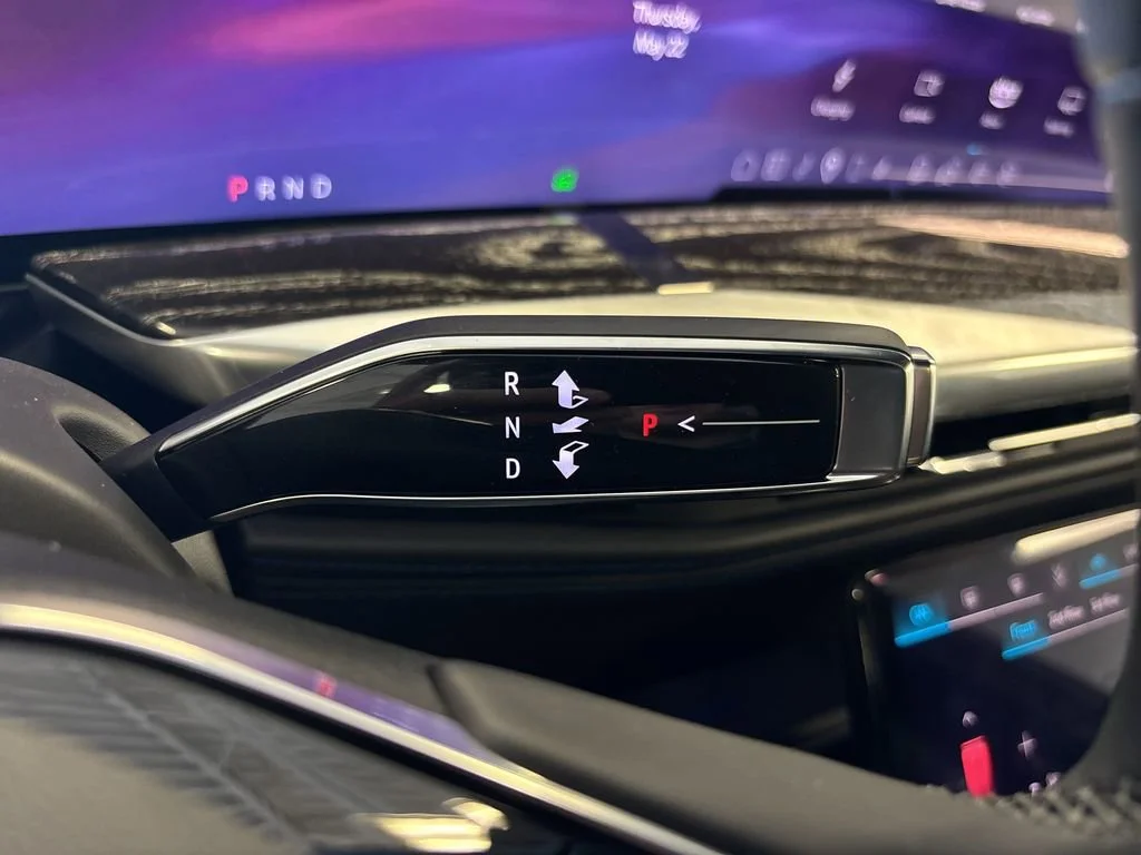2025 Cadillac Escalade IQ Luxury 1 - Photo 48