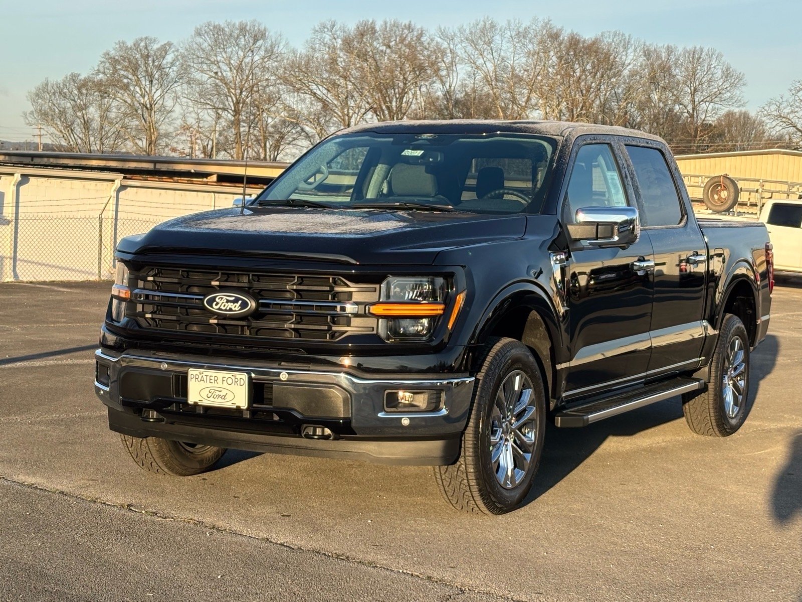 New 2026 Agate Black Metallic Ford XLT image 2