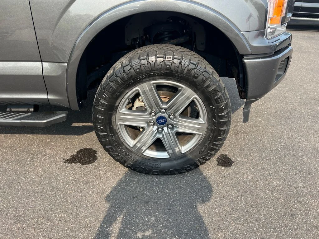 Used 2018 Gray Ford XLT image 18
